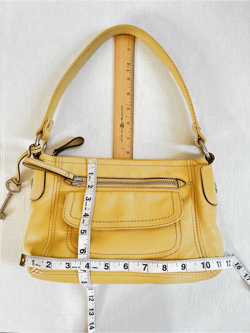 Fossil VTG Long Live Vintage 1954 Pale Yellow Leather Baguette Shoulder Bag - Picture 6 of 15